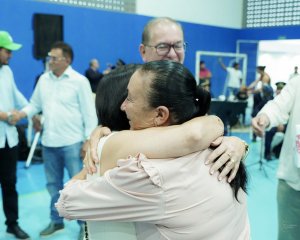 Prefeitura de Araruna realiza Festa das Mães com emoção, homenagens e participação de centenas de mulheres