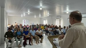 Prefeitura entrega novos kits e reforça valorização dos ACS e ACE