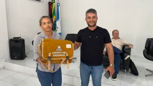 Prefeitura entrega novos kits e reforça valorização dos ACS e ACE