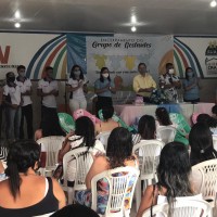 Gestantes atendidas pelo programa Criança Feliz de Araruna recebem kits de enxoval