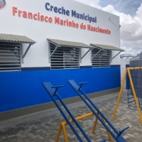 Prefeito Vital Costa entrega creche totalmente reformada na comunidade do Macapá