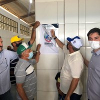 Prefeito Vital Costa inaugura construção do anexo do matadouro e entrega novos equipamentos