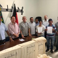 Prefeito Vital Costa participou de reunião que levou informação e boas noticias aos agricultores familiares em Araruna