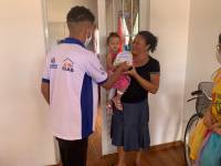 Programa Criança Feliz de Araruna visita famílias e entrega lembranças em homenagem ao dia das crianças