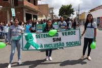 Caminhada celebra o Setembro Verde, de luta pelos direitos das pessoas com deficiência