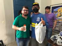 Prefeito Vital Costa entrega novos kits de EPI para os trabalhadores da limpeza urbana