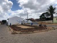 Tem início a Construção da quadra de esportes na Travessa Perilo de Oliveira