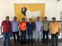 Prefeito Vital Costa recebe visita do Secretário de Estado da Agricultura, Joaquim Hugo