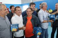 Em festa de Confraternização do Programa Bolsa Cidadã, prefeito Vital Costa anuncia aumento do benefício para R$ 150