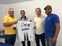 Prefeito Vital Costa realiza entrega de padrões completos para todos os times do Campeonato Municipal de Futsal e Futebol de Campo 2023
