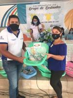 Gestantes atendidas pelo programa Criança Feliz de Araruna recebem kits de enxoval