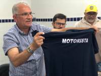 Motoristas da Prefeitura de Araruna recebem novos uniformes