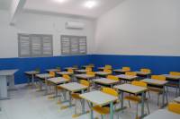 Prefeito inaugura reforma e climatização da Escola Prefeita Maria Celeste Torres em Mata Velha