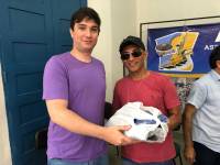 Prefeito Vital Costa entrega novos kits de EPI para os trabalhadores da limpeza urbana