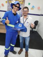 Prefeitura entrega Kits de EPI‘s para Agentes de Limpeza Pública