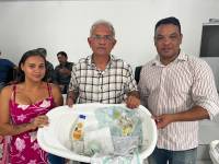 Prefeitura entrega Kits de Enxoval para grupo de Gestantes atendidas pelo Criança Feliz