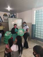 Gestantes atendidas pelo programa Criança Feliz de Araruna recebem kits de enxoval