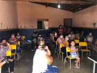 Prefeito Vital Costa se reúne com as mães dos alunos da Creche do Macapá que passará por reforma 