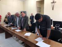 Prefeitura de Araruna, Corregedoria Geral de Justiça da Paraíba e cartório assinam termo para a execução de ações referentes a Regularização Fundiária