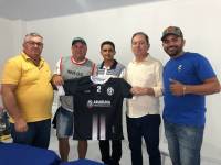 Prefeito Vital Costa realiza entrega de padrões completos para todos os times do Campeonato Municipal de Futsal e Futebol de Campo 2023