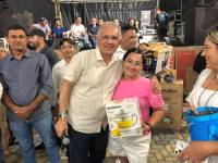 Prefeito Vital Costa realiza grande festa em homenagem as mães de Araruna
