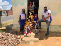 Programa Criança Feliz de Araruna visita famílias e entrega lembranças em homenagem ao dia das crianças