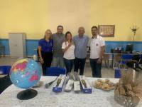 Prefeito Vital Costa entrega detectores de metais para reforçar segurança nas escolas municipais de Araruna