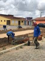 Tem início a Construção da quadra de esportes na Travessa Perilo de Oliveira