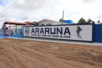 Prefeito inaugura reforma e climatização da Escola Prefeita Maria Celeste Torres em Mata Velha