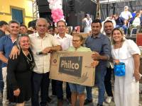 Prefeito Vital Costa realiza grande festa em homenagem as mães de Araruna