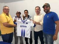 Prefeito Vital Costa realiza entrega de padrões completos para todos os times do Campeonato Municipal de Futsal e Futebol de Campo 2023