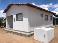 Prefeito Vital Costa entrega mais duas casas de melhorias habitacionais à comunidade Fazenda Nova