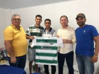 Prefeito Vital Costa realiza entrega de padrões completos para todos os times do Campeonato Municipal de Futsal e Futebol de Campo 2023