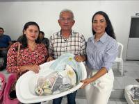 Prefeitura entrega Kits de Enxoval para grupo de Gestantes atendidas pelo Criança Feliz