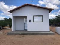 Prefeito Vital Costa entrega mais duas casas de melhorias habitacionais à comunidade Fazenda Nova