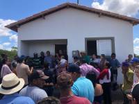 Prefeito Vital Costa entrega mais duas casas de melhorias habitacionais à comunidade Fazenda Nova