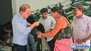 VÍDEO: Prefeitura de Araruna realiza entrega de sementes a agricultores e fortalece produção rural