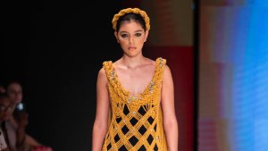 Pedra da Boca vira passarela para desfile de moda autoral na Paraíba